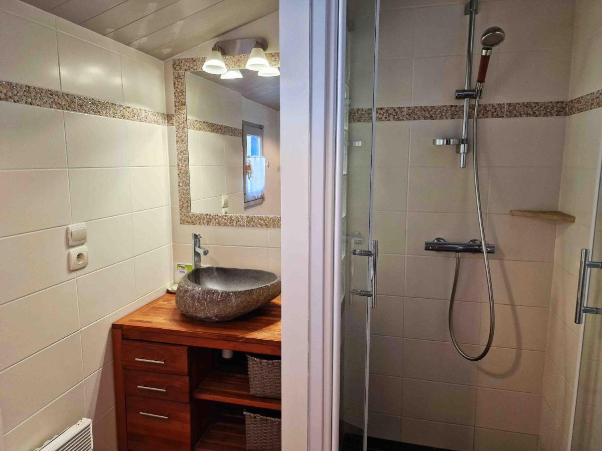 Villa Les Pieds Dans L'Eau :Ker Anne Port-Joinville Exterior foto