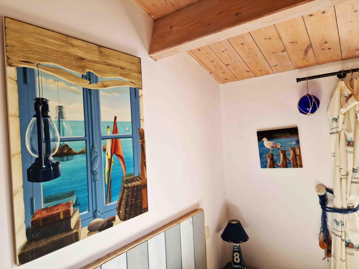 Villa Les Pieds Dans L'Eau :Ker Anne Port-Joinville Exterior foto